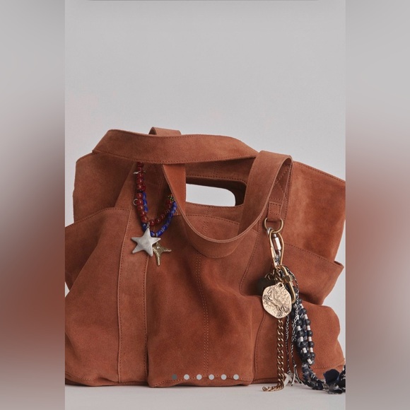 Free People Handbags - NWOT Free People Suede Caravan Tote